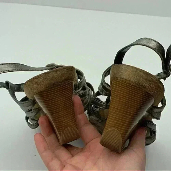 Kenneth Cole reaction sandals sz 8 leather wedges - Picture 7 of 12